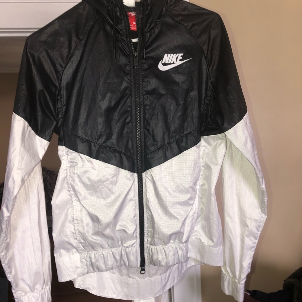 Nike windbreaker